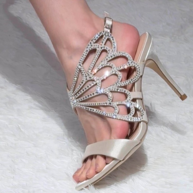 Novedad 2026: Sandalias de tac - Sandal Strappy Heeled reseña y precio